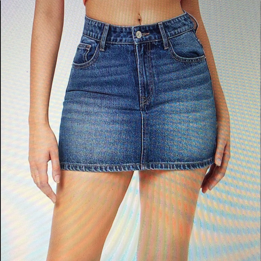 Bodycon Mini Denim Skirt. Size M